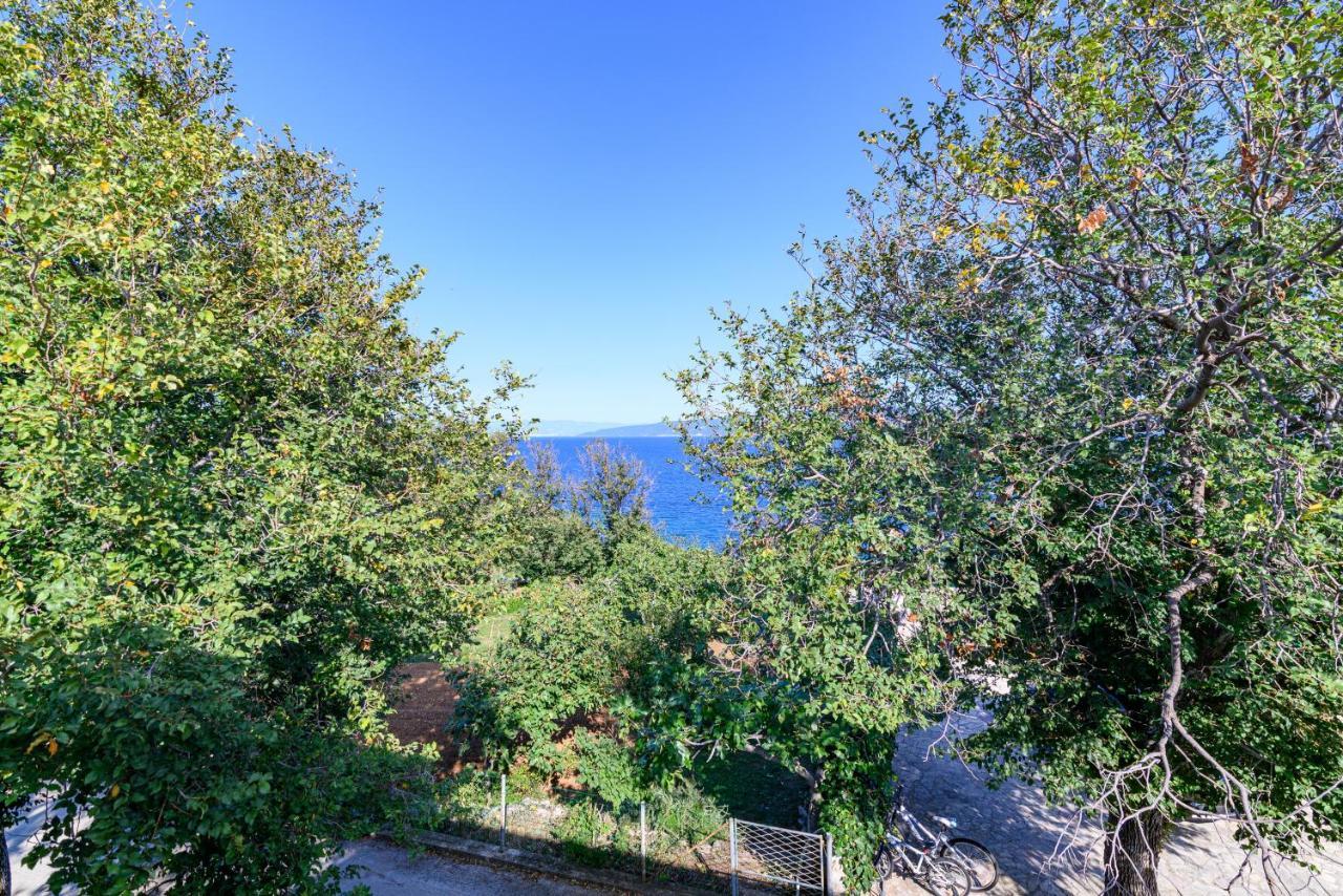 Apartments By The Sea Duga Luka - Prtlog, Labin - 2335 外观 照片