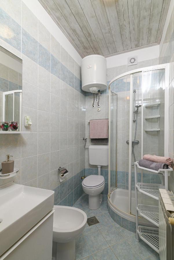 Apartments By The Sea Duga Luka - Prtlog, Labin - 2335 外观 照片